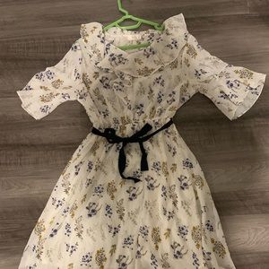 Silk Floral cropped sleeve Sunday dress size small